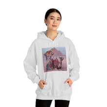 Load image into Gallery viewer, Giza Queen Unisex Heavy Blend Hooded Sweatshirt