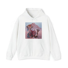 Load image into Gallery viewer, Giza Queen Unisex Heavy Blend Hooded Sweatshirt