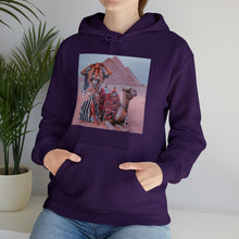 Load image into Gallery viewer, Giza Queen Unisex Heavy Blend Hooded Sweatshirt