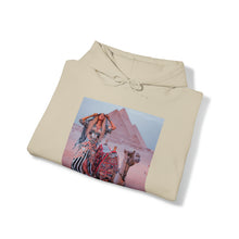 Load image into Gallery viewer, Giza Queen Unisex Heavy Blend Hooded Sweatshirt