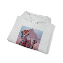 Load image into Gallery viewer, Giza Queen Unisex Heavy Blend Hooded Sweatshirt